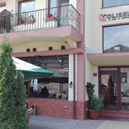 Hotel Coliseum Calafat Bagian luar foto