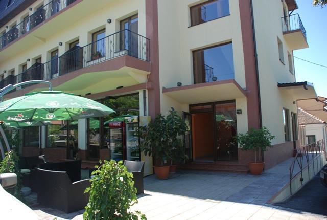Hotel Coliseum Calafat Bagian luar foto
