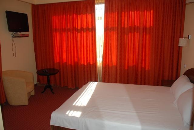 Hotel Coliseum Calafat Ruang foto