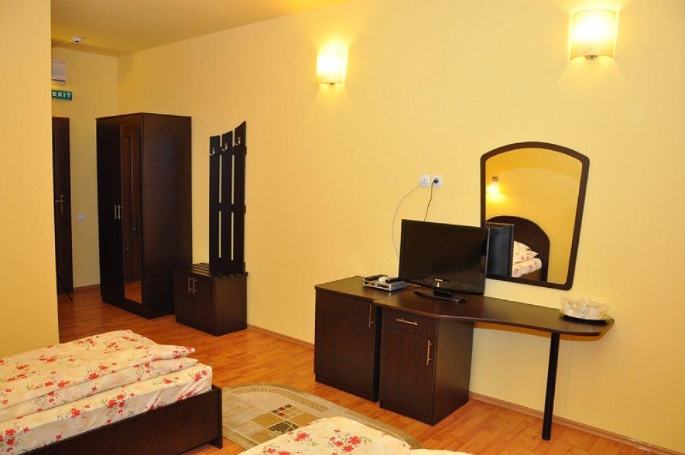 Hotel Coliseum Calafat Bagian luar foto