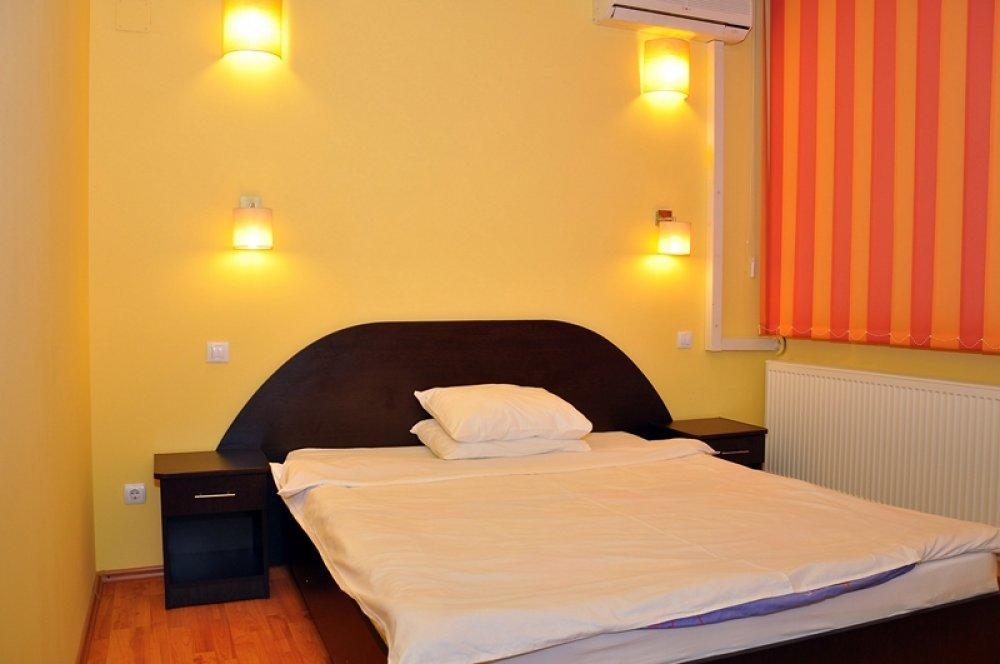 Hotel Coliseum Calafat Bagian luar foto