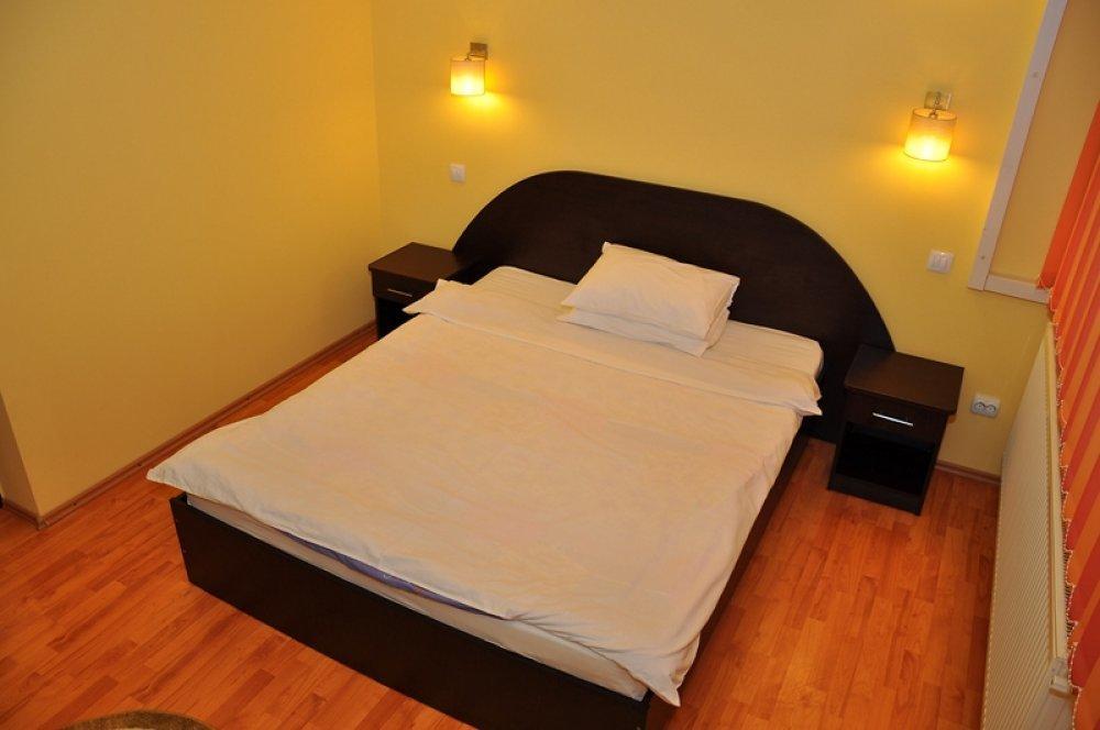 Hotel Coliseum Calafat Bagian luar foto